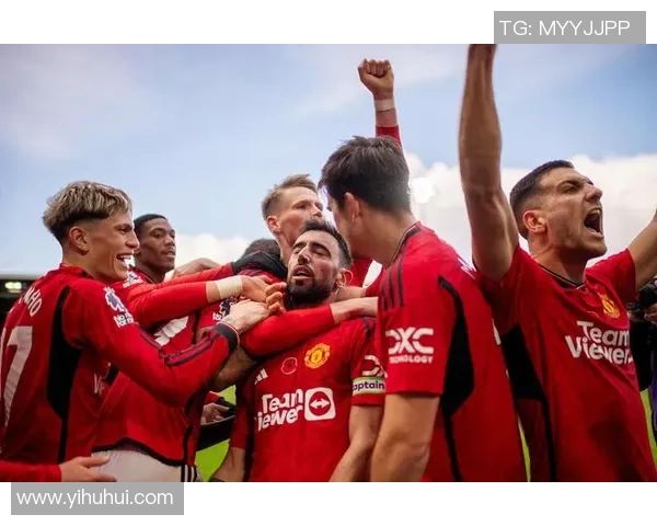 利物浦主场击败曼联，继续领跑英超积分榜，球迷震撼情绪高涨