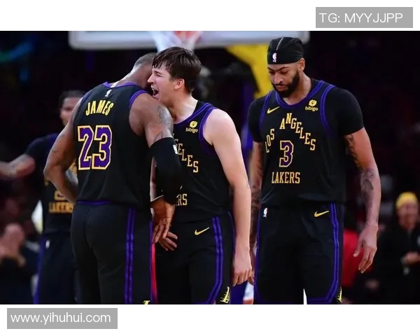 太阳再胜湖人横扫晋级,热血与荣耀并存 太阳再胜湖人横扫晋级,热血与荣耀并存